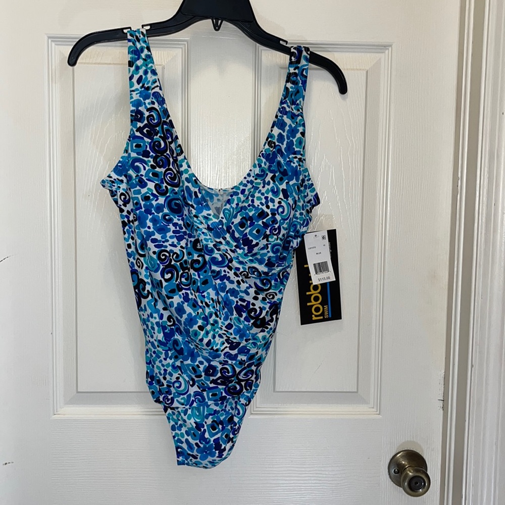 Robby Len swimsuit nwt
